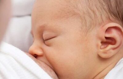 PRVNÍ DNY ŽIVOTA - KOJENÍ